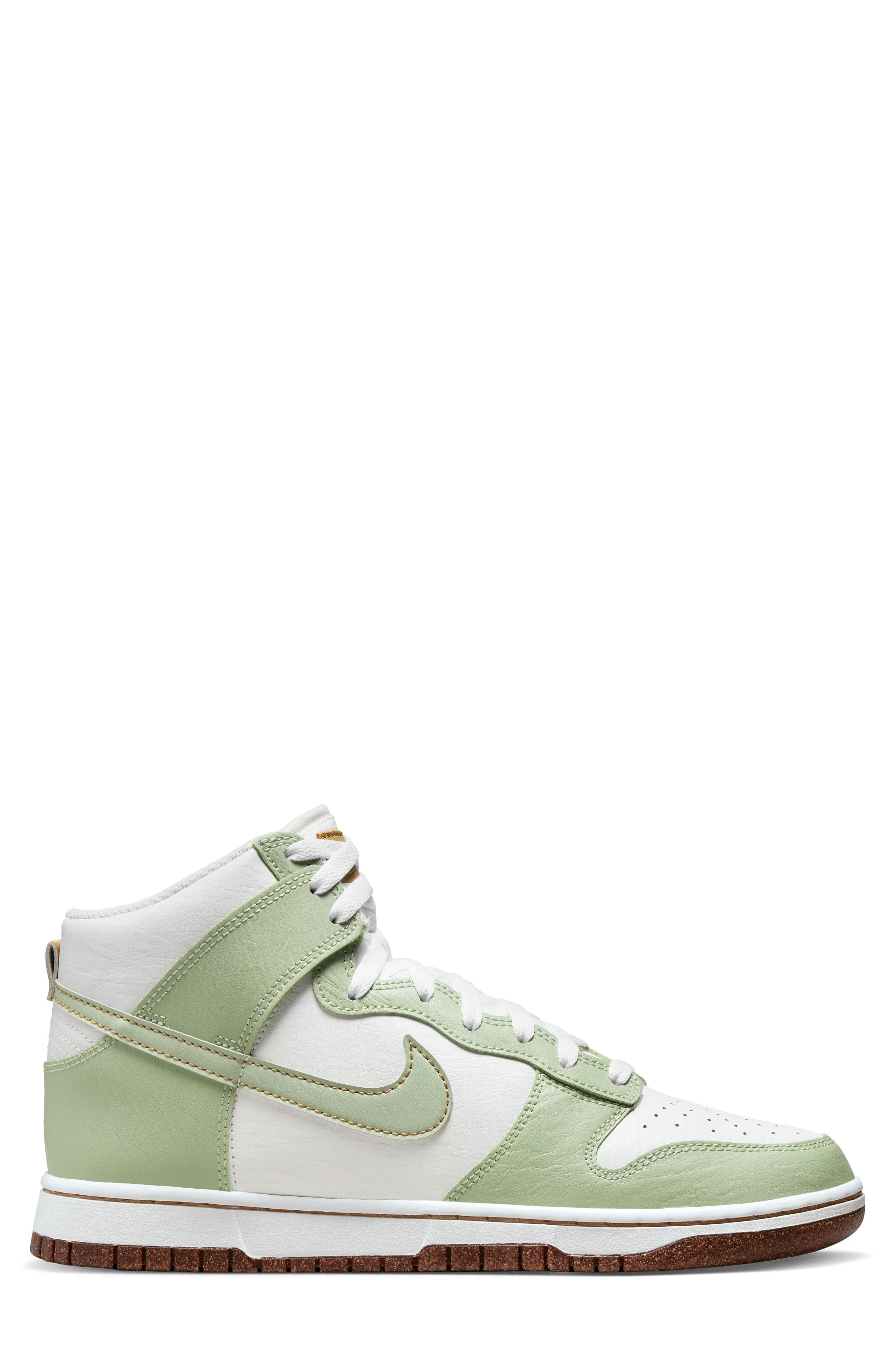 Nike Dunk Hi Retro SE Basketball Sneaker, Alternate, color, 