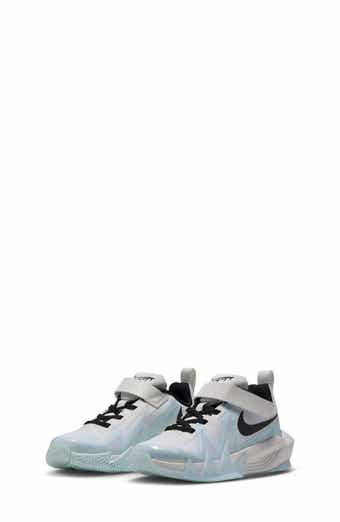 Kids' Nike S.T. Dynamite Basketball Shoe