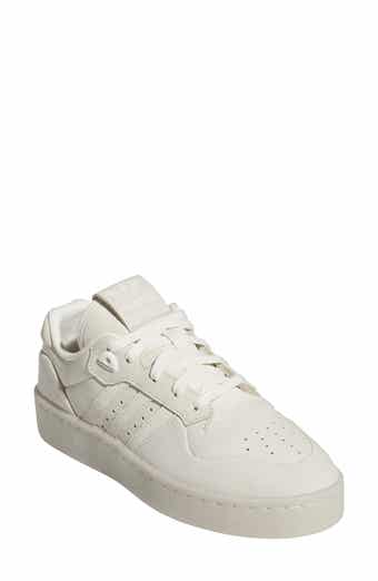 Rivalry Lux Low Top Basketball Sneaker