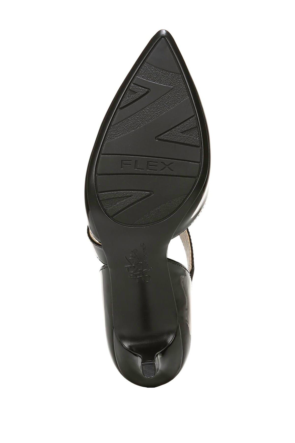 LifeStride Suki Asymmetric Strap Pump, Alternate, color, 