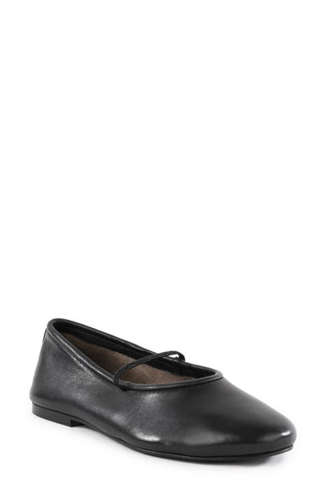 Total Eclipse Mary Jane Flat (Women)