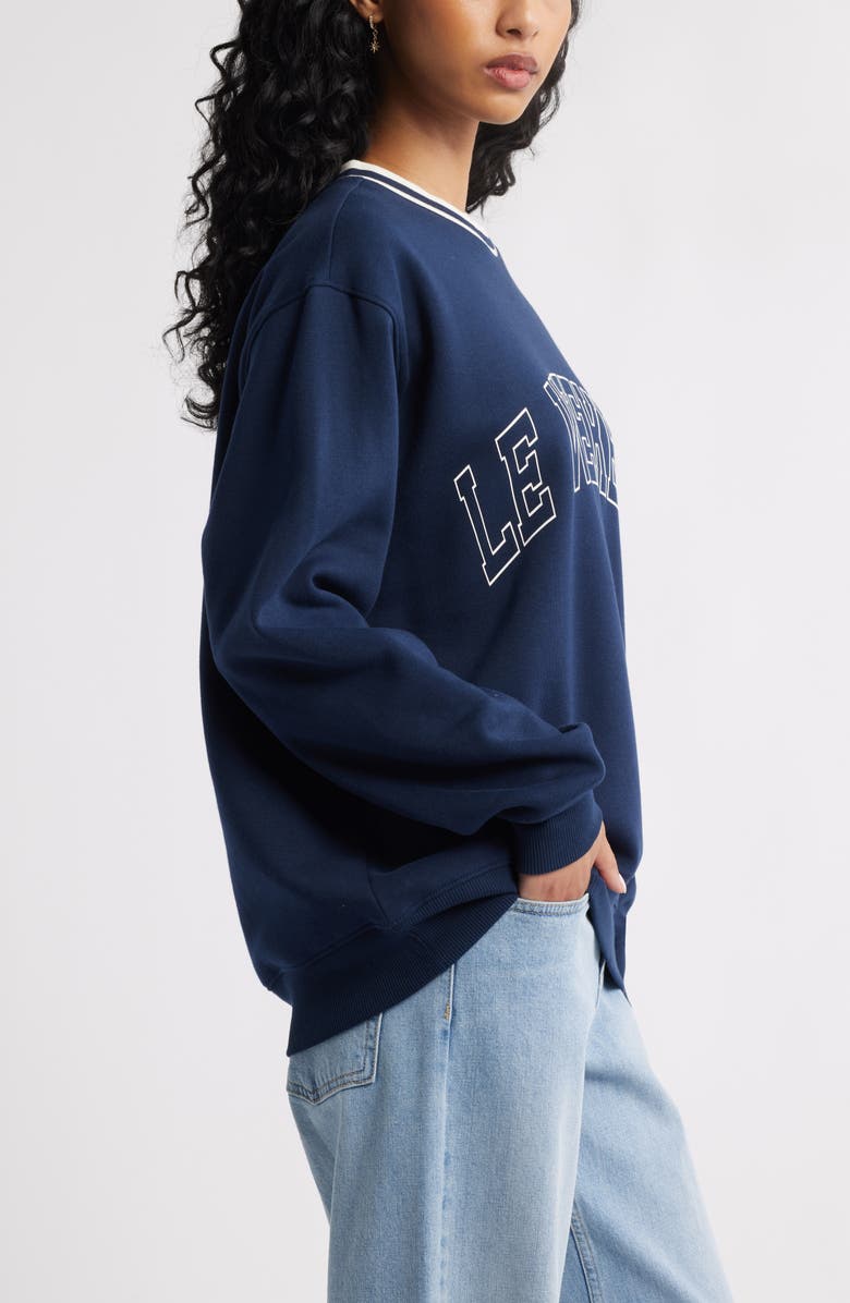 BP. Oversize Graphic Crewneck Sweatshirt, Alternate, color, Navy Le Weekend