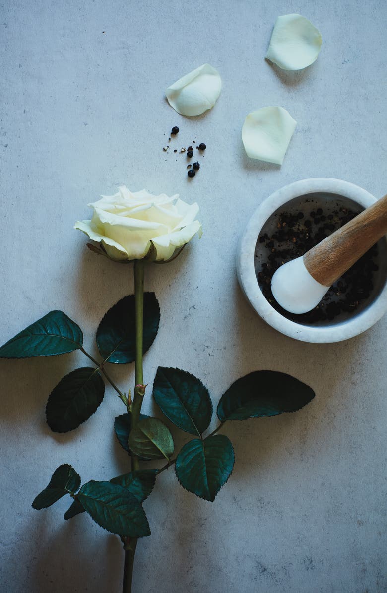 The White Company Town Candle, Alternate, color,