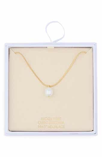 Faux Pearl Pendant Necklace