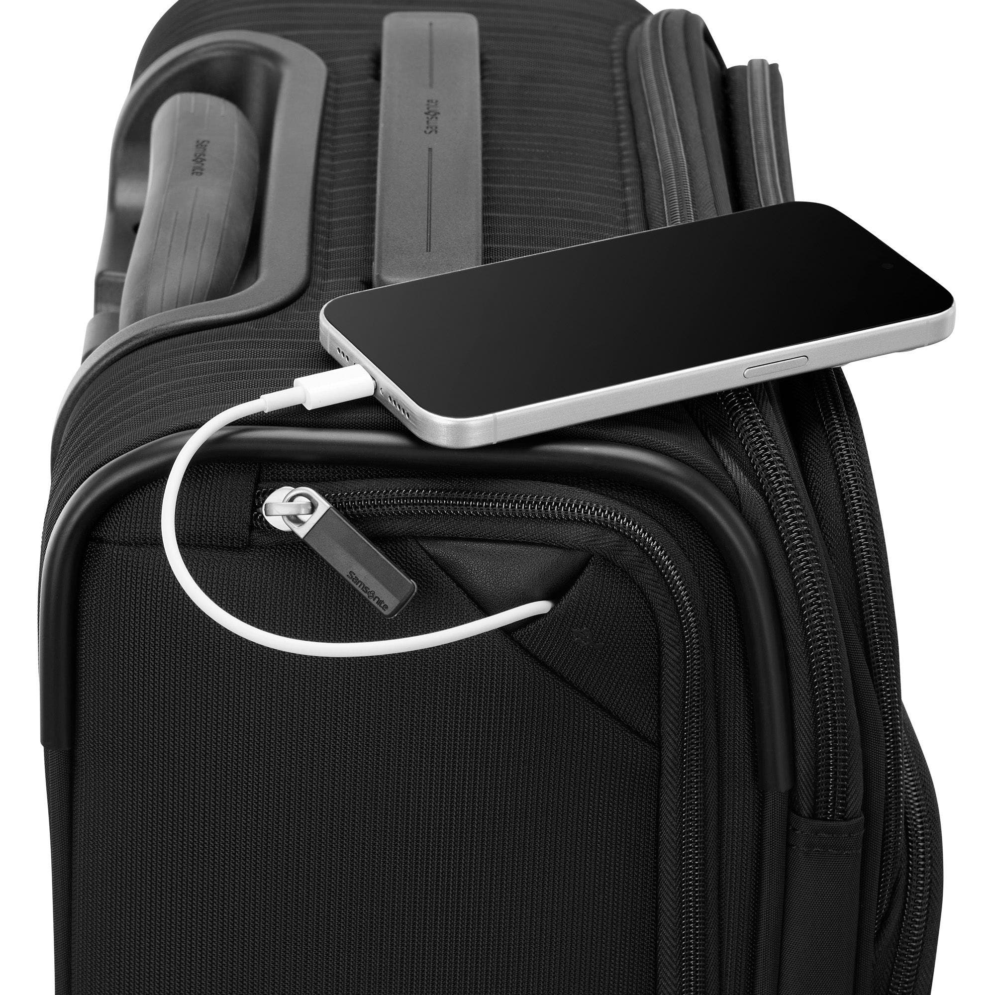 Samsonite Silhouette 18 20" Global Carry-On Softside Spinner, Alternate, color, Black