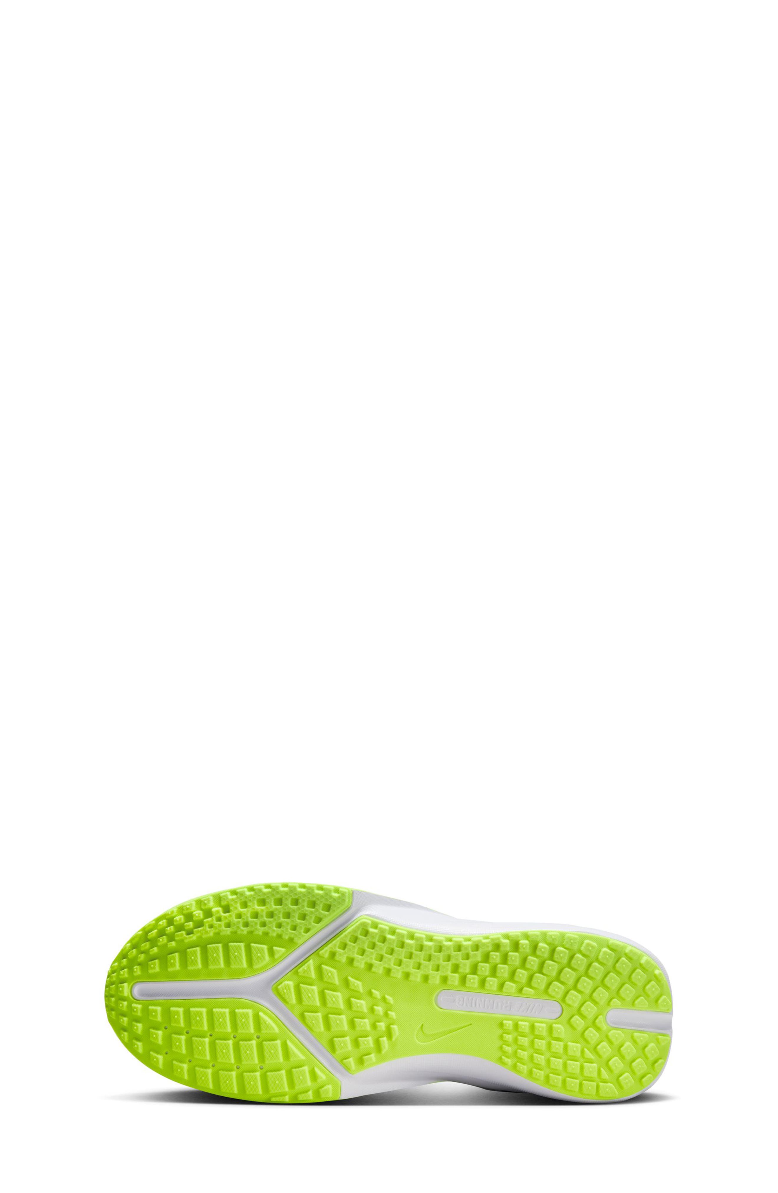 Nike Kids' Sonic Fly Running Shoe, Alternate, color, Black/ Wolf Grey