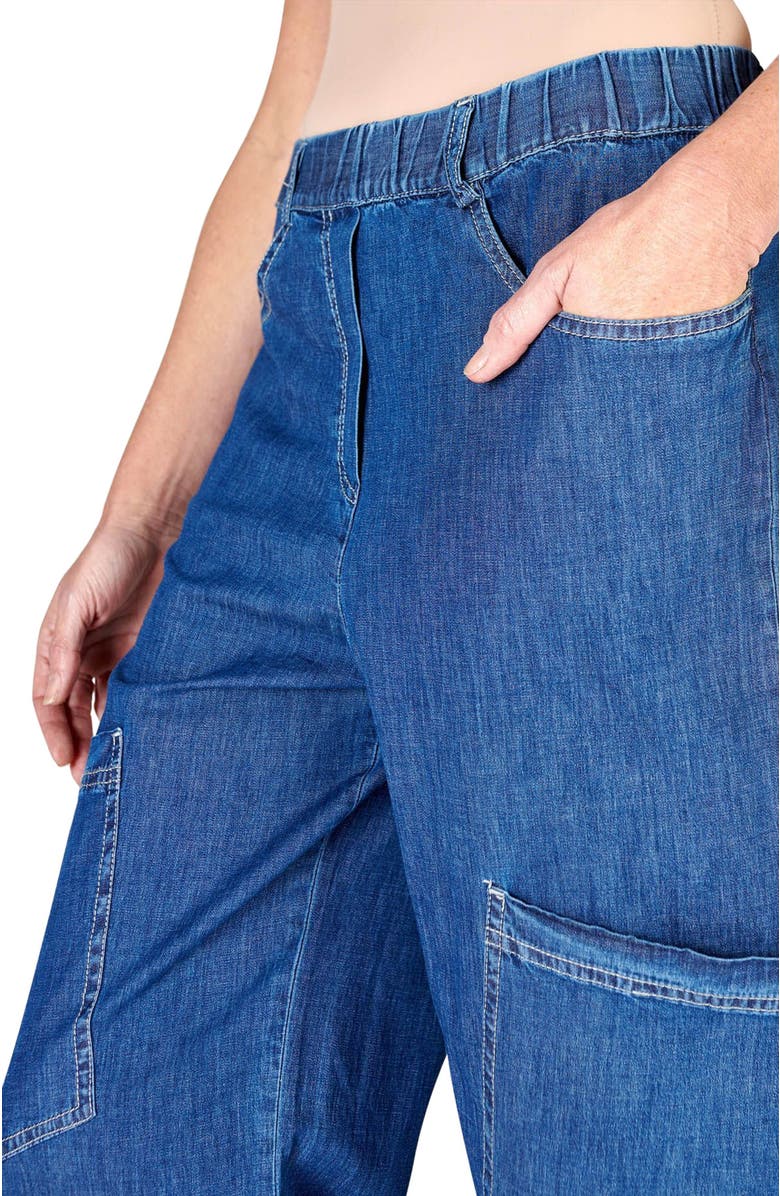 Alembika Denim Capri with knee patch pocket detail, Alternate, color, 