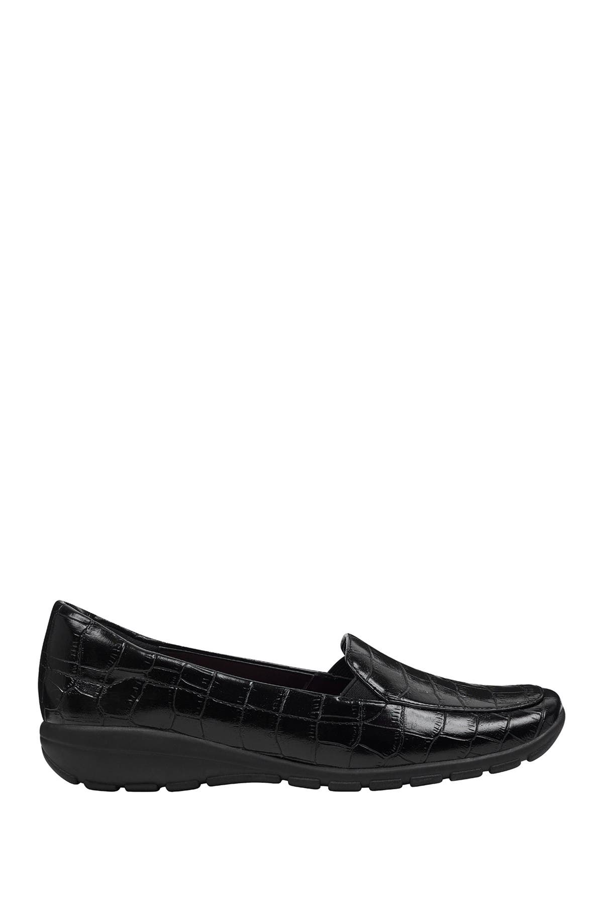 Easy Spirit Abriana Croc Embossed Faux Leather Loafer - Wide Width Available, Alternate, color, 