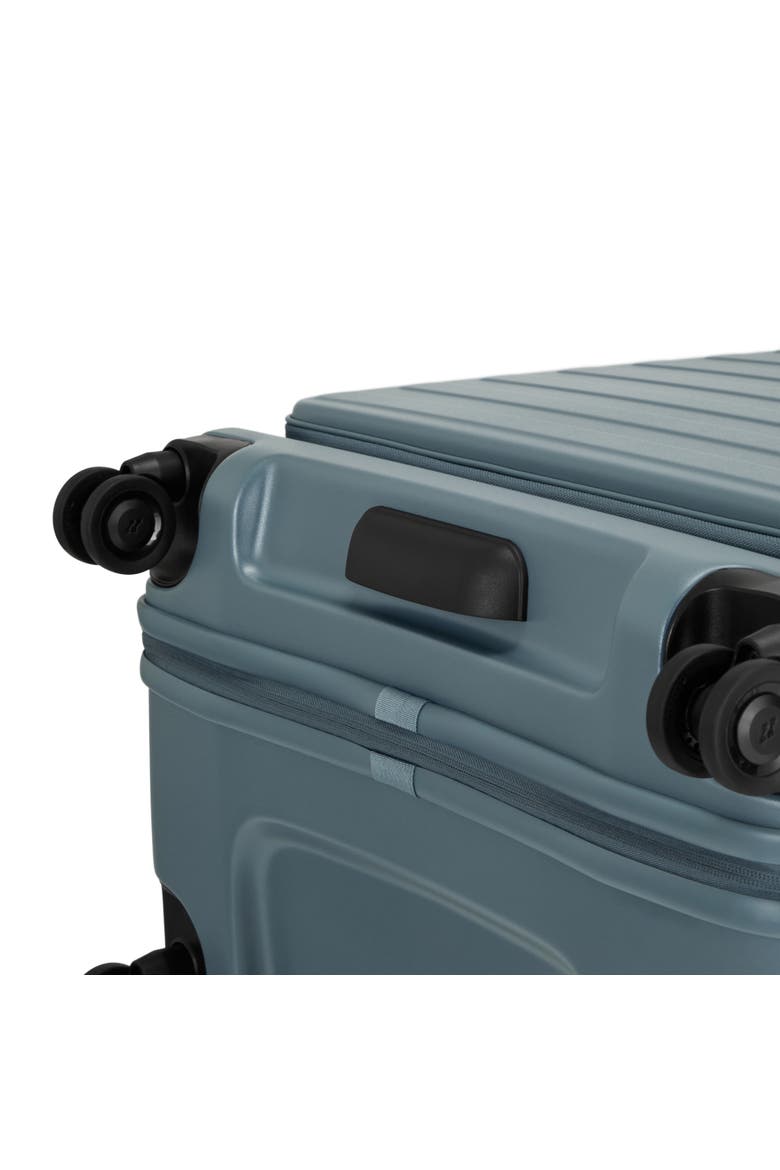 Cubo Large Check in 30 inch Lightweight Luggage, Alternate, color, Stone Blue