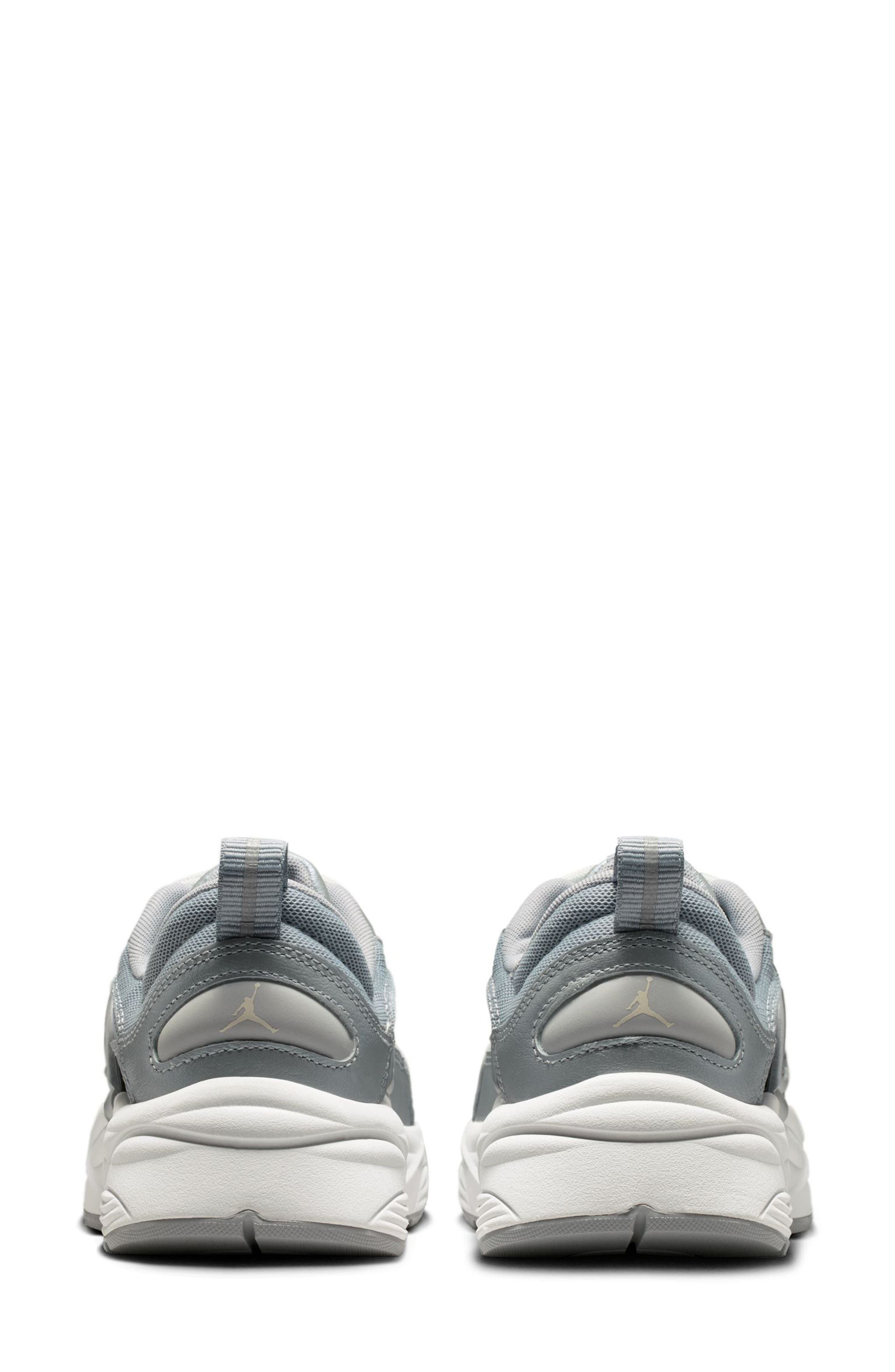 Jordan Trunner O/S Sneaker, Alternate, color, Swan/ Wolf Grey/ Silver/ White