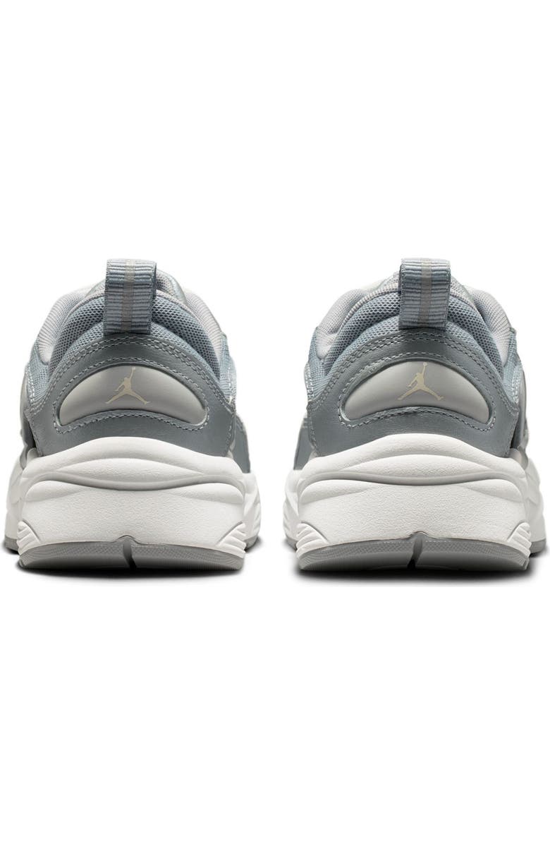 Jordan Trunner O/S Sneaker, Alternate, color, Swan/ Wolf Grey/ Silver/ White
