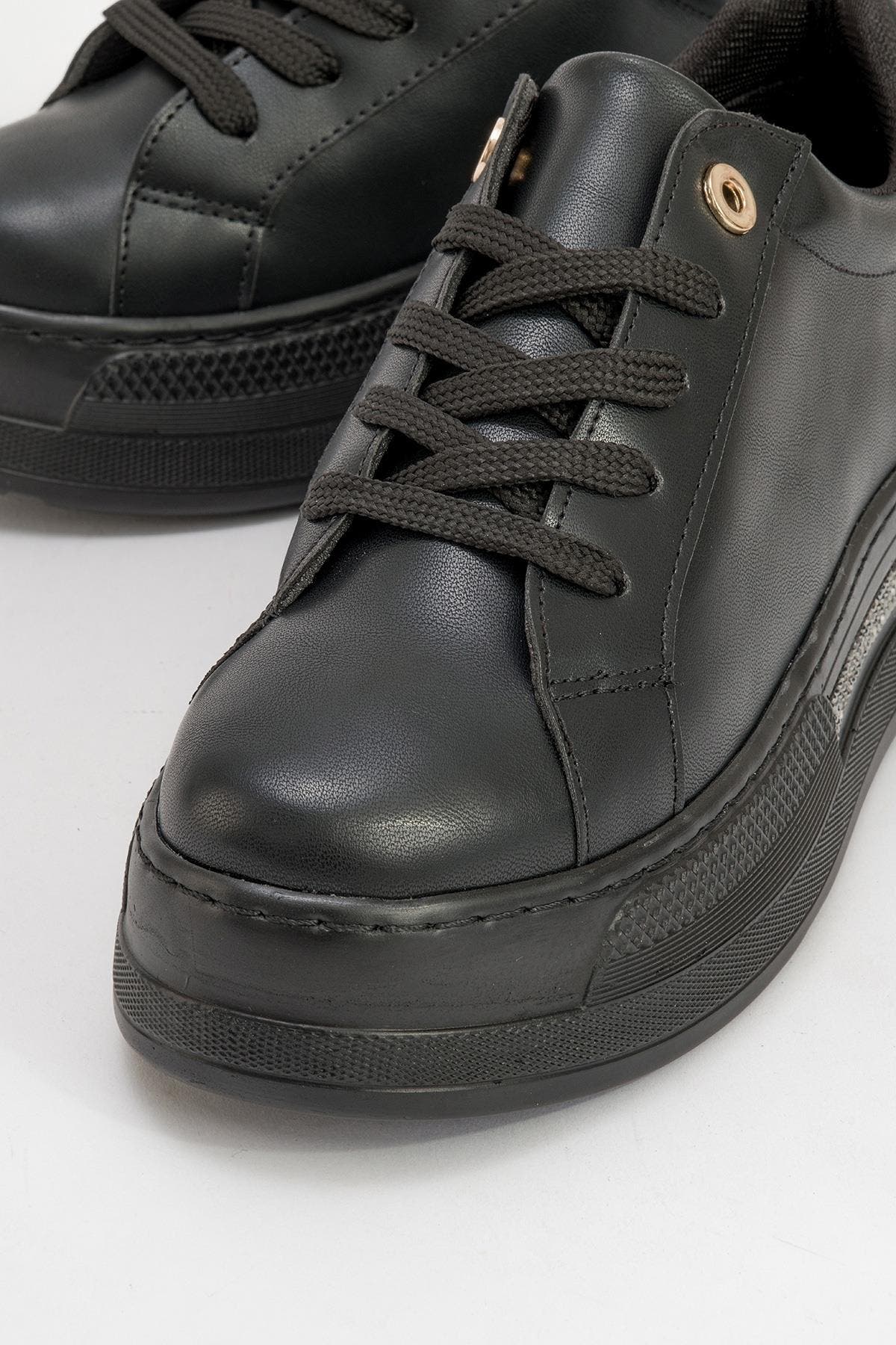 Prologue Shoes Poem Embellished Platform Sneakers, Alternate, color, 