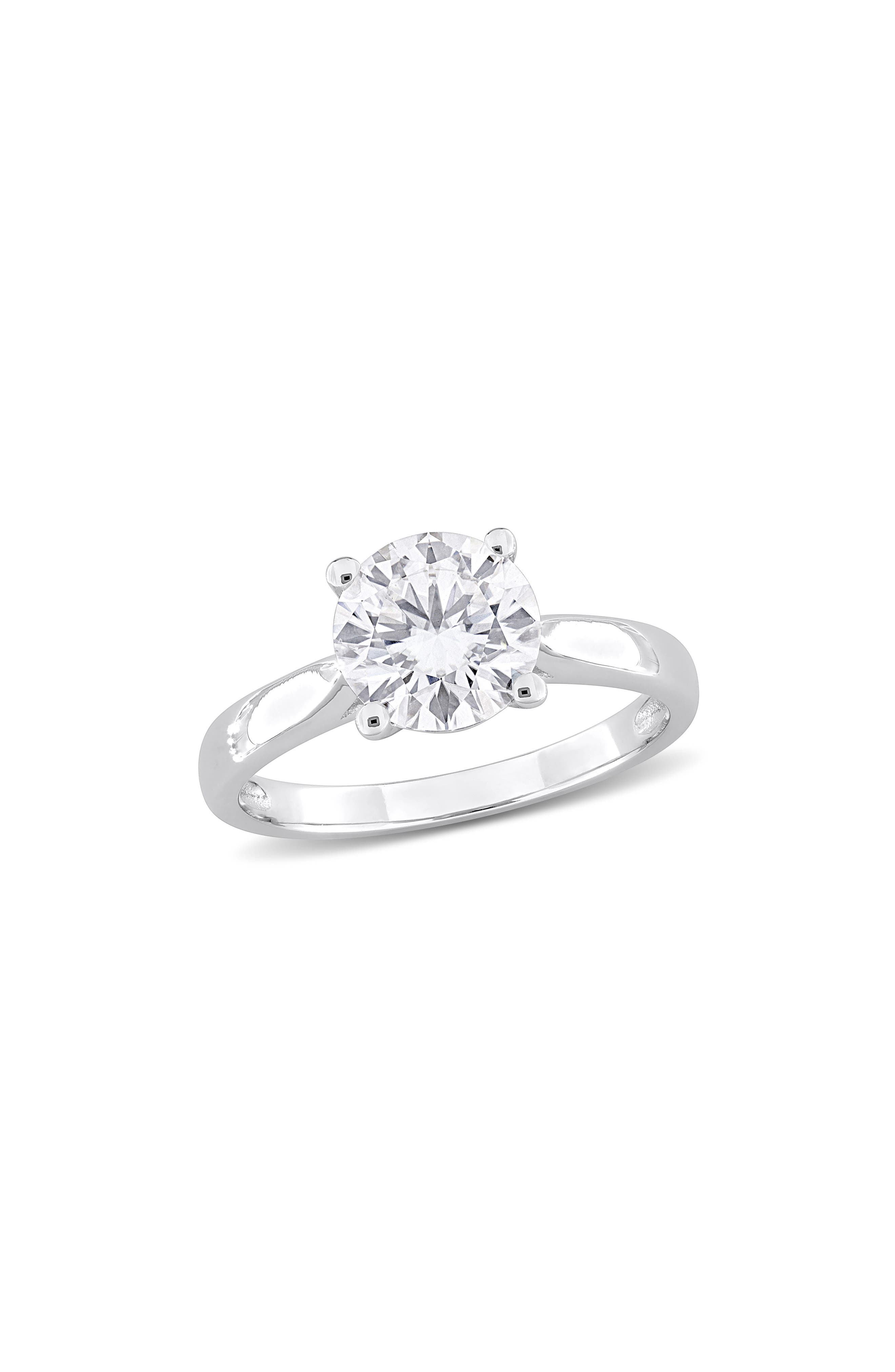 DELMAR Dew Round Cut Created Moissanite Ring