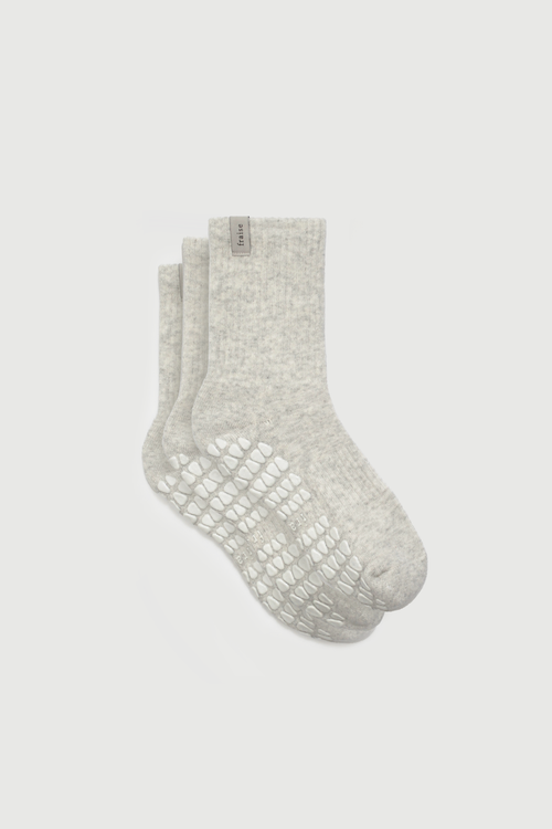 Fraise Heather Oat Grip Sock Trio In Multi