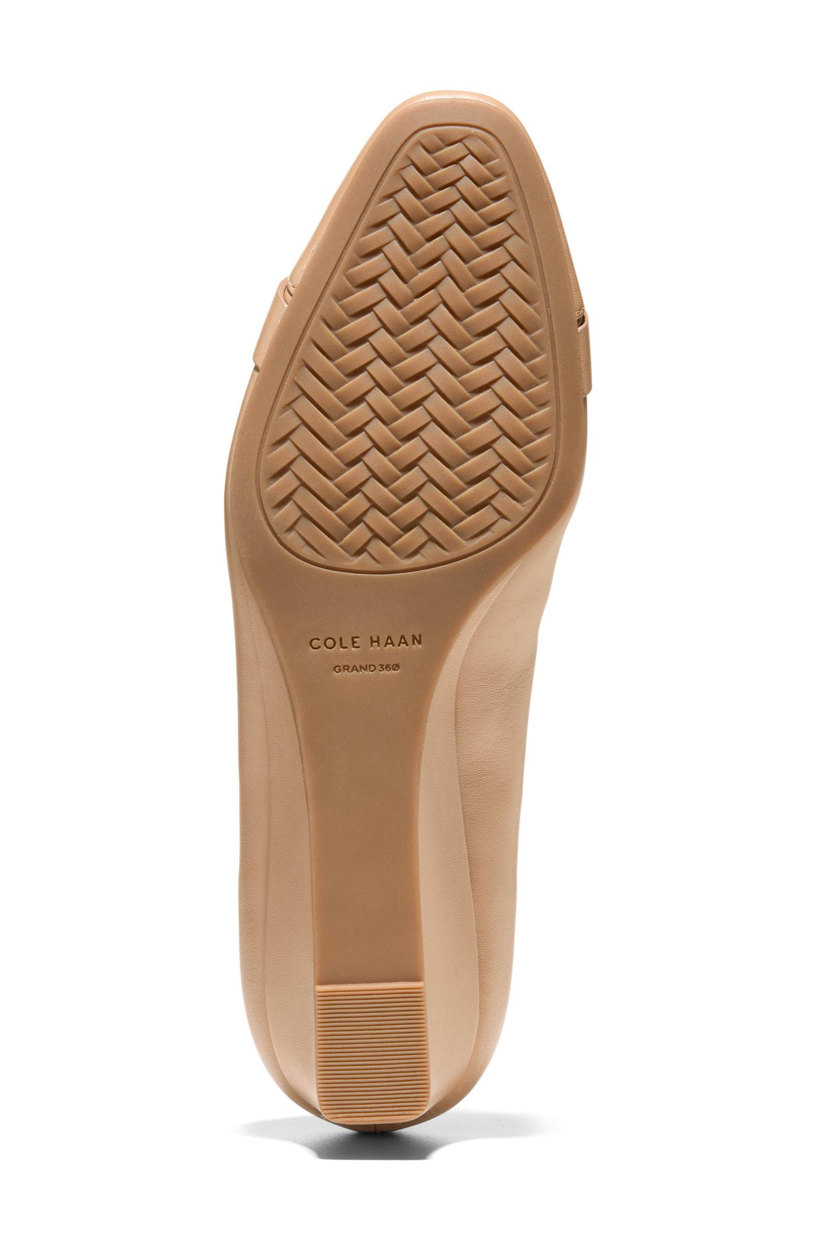 Malta Bow Wedge Pump, Alternate, color, CH TUSCAN SAND LEATHER