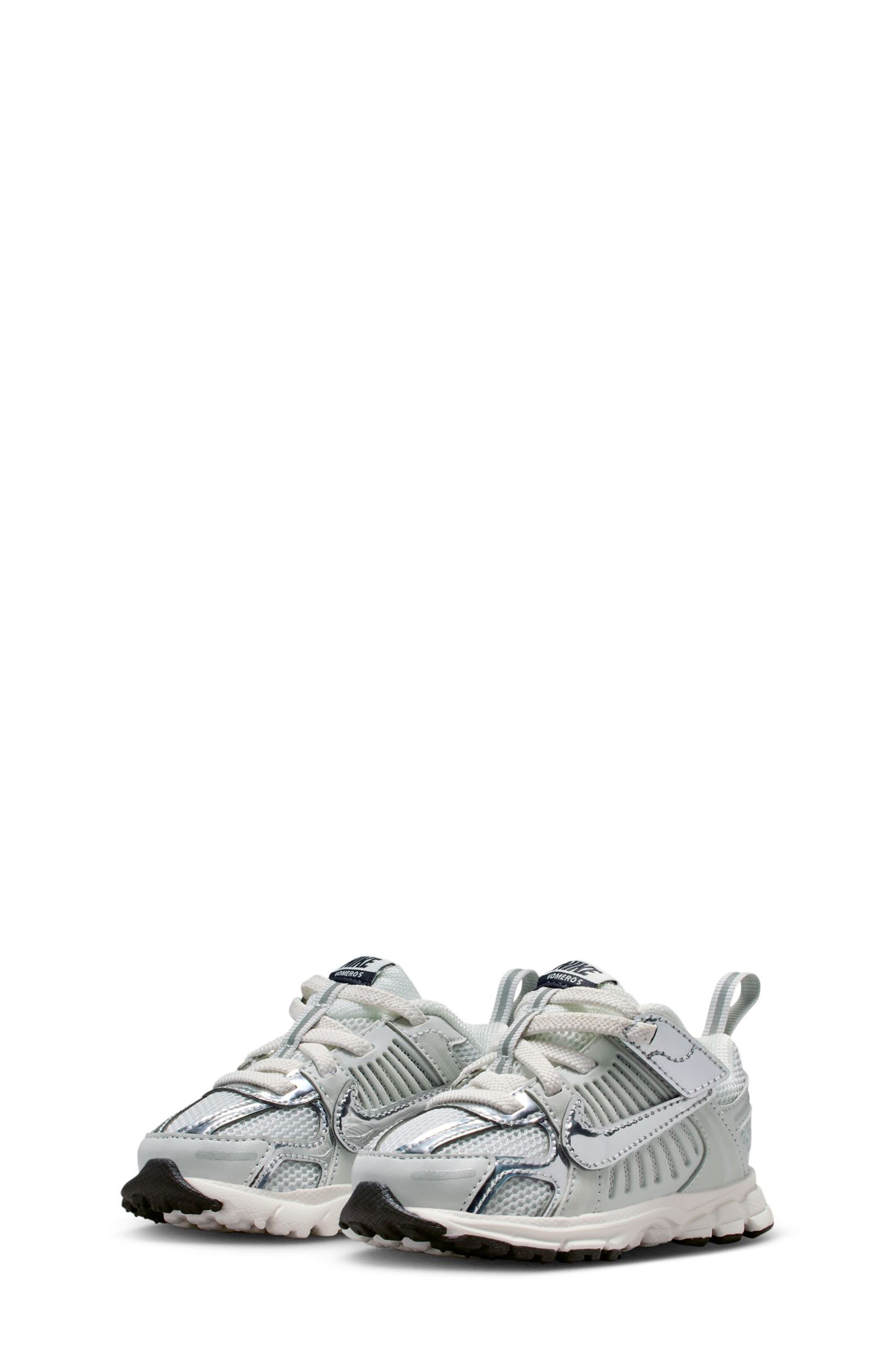 Детские Nike Kids' Vomero 5 Sneaker — фото 3