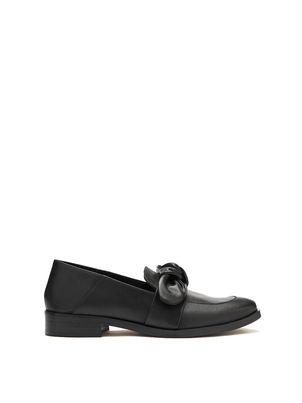 Maguire Valencia Loafer, Alternate, color, Black Leather