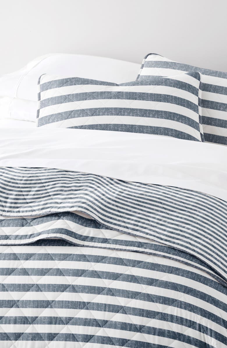 HOMESPUN Pattern Reversible Quilt & Sham Set, Alternate, color, Stripe Dusk Blue