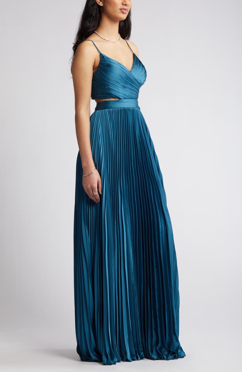 Lulus Got the Glam Pleated Gown, Alternate, color, 