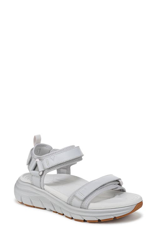 Vionic Women Wanderer Sandal In Varpor Gray In Vapor Grey
