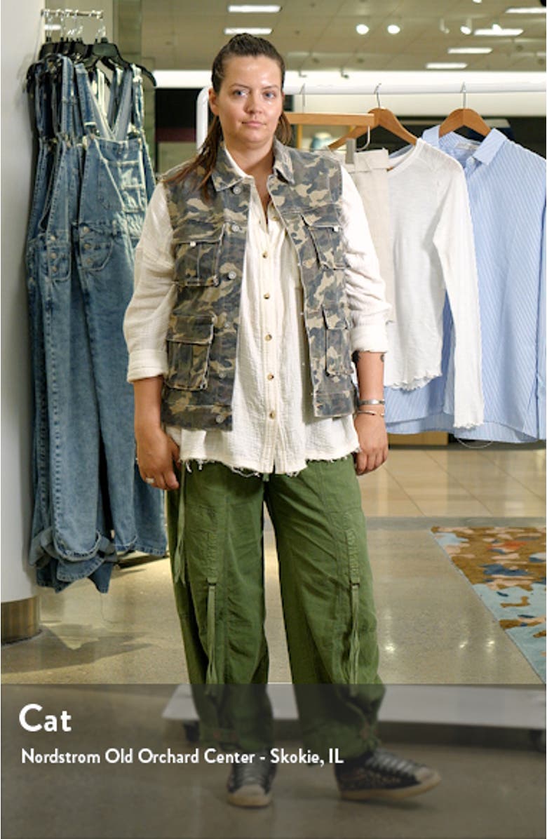 Camo Print Oversize Cargo Vest, sales video thumbnail