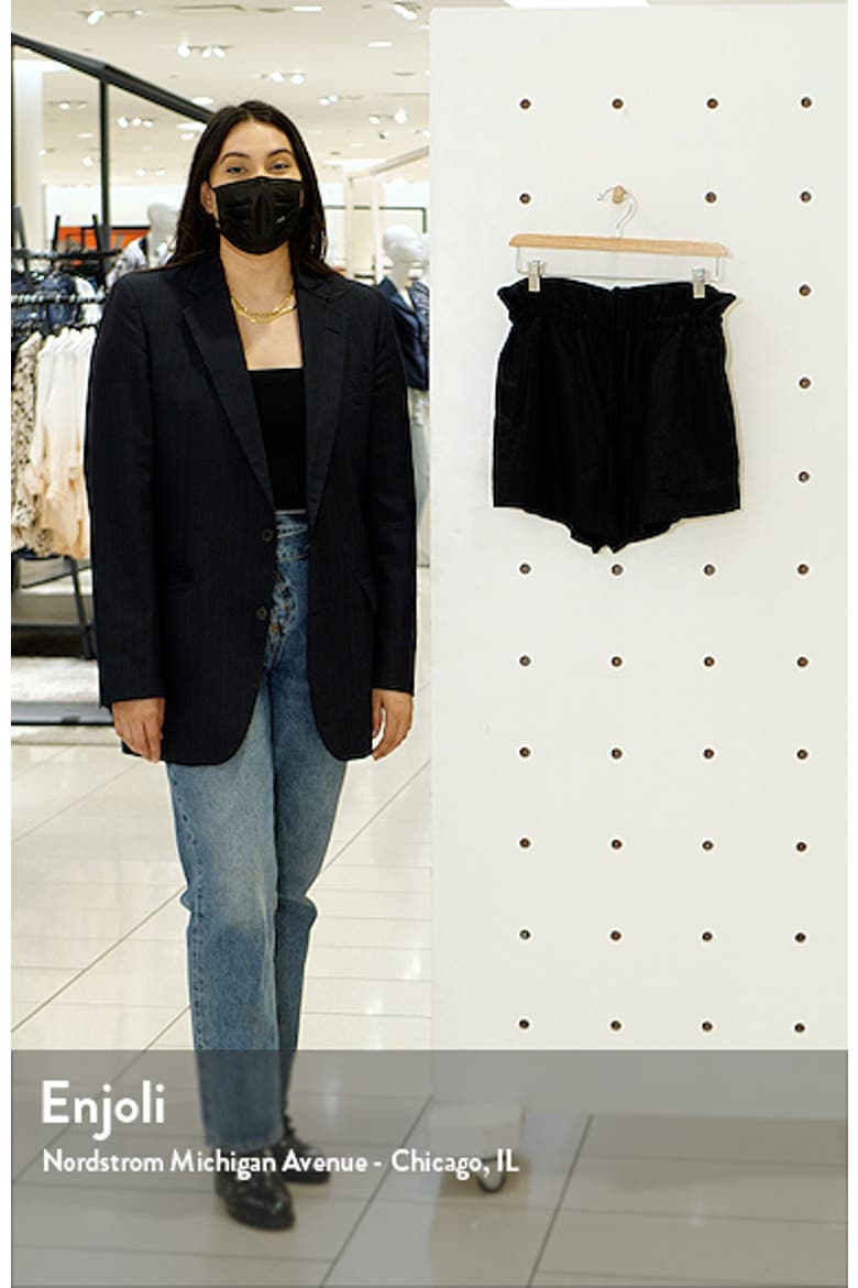 Paperbag Waist Linen Blend Shorts video