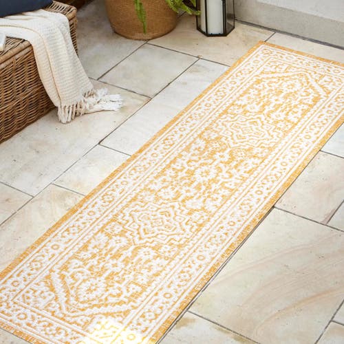 Jonathan Y Sinjuri Medallion Textured Weave Indoor/outdoor Area Rug In Yellow/cream