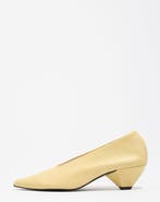 Bimba y Lola Leather Mid-Heel Shoe.