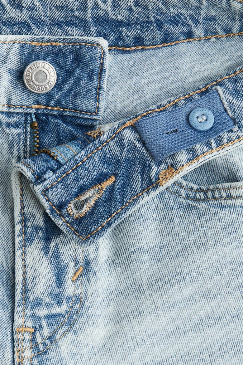 Relaxed Tapered Fit Jeans, Alternate, color, Light denim blue