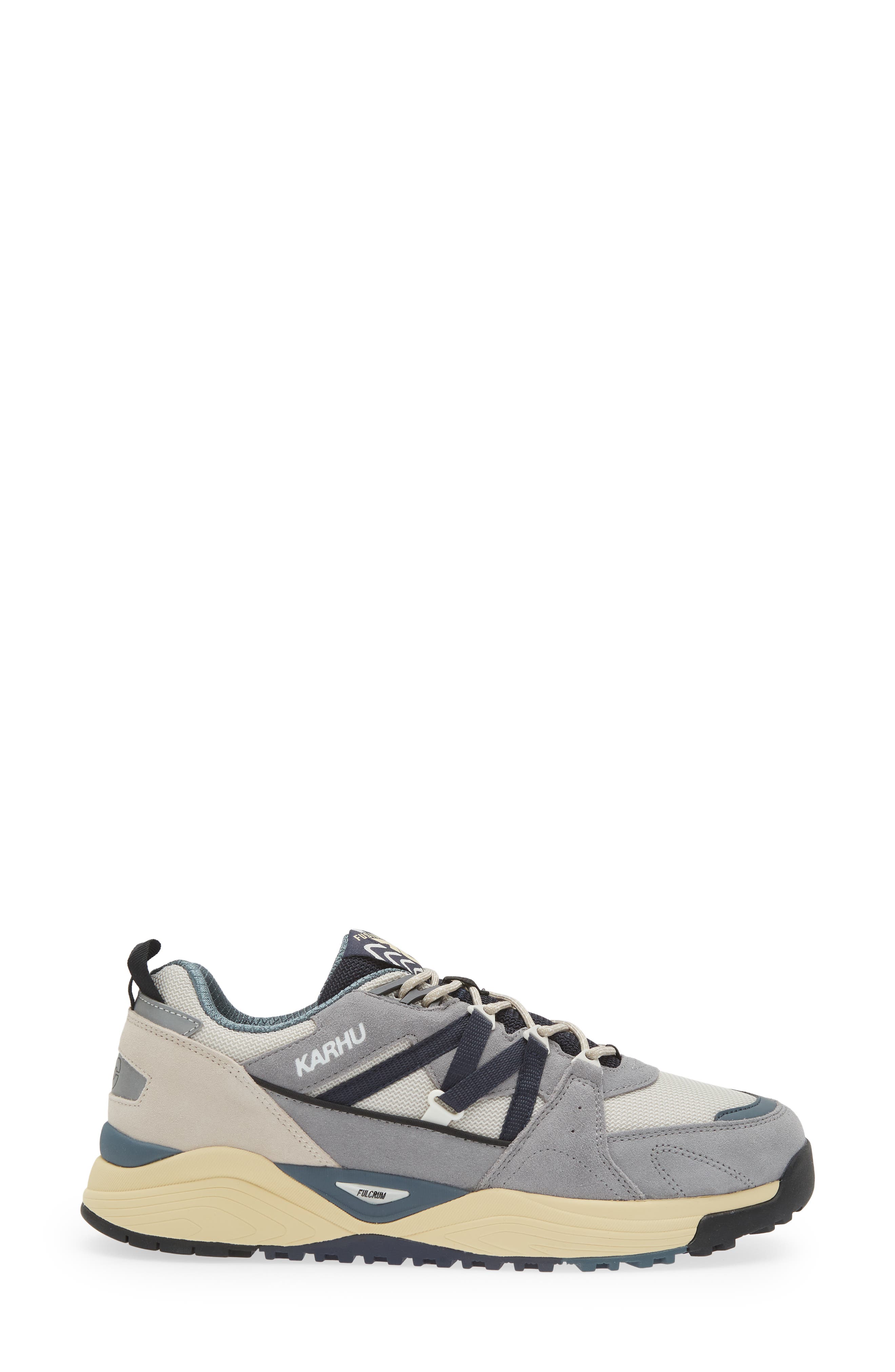 Karhu Gender Inclusive Fusion XC Sneaker, Alternate, color, 