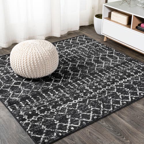 Jonathan Y Moroccan Hype Boho Vintage Diamond Area Rug In Black/ivory