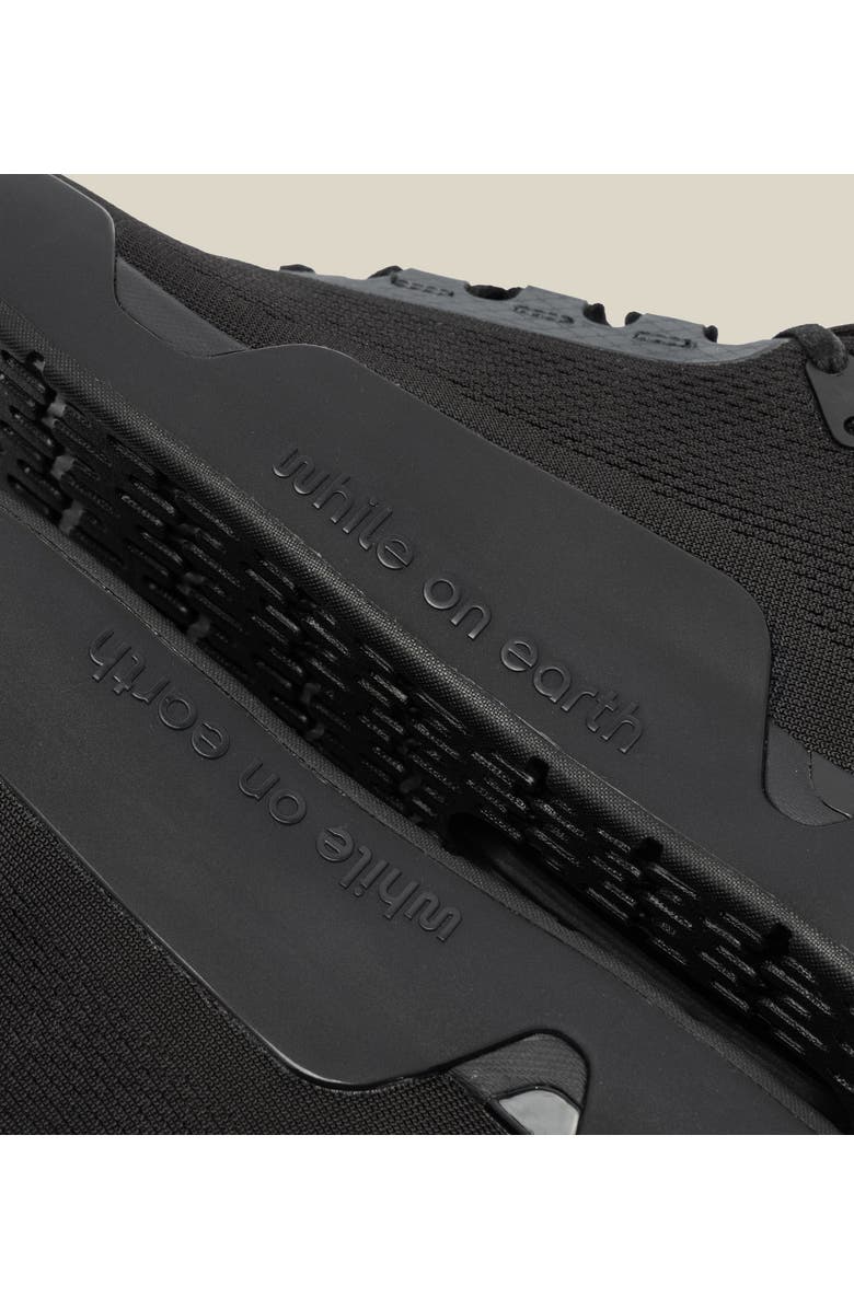 while on earth<sup>™</sup> Move Trainer, Alternate, color, Black