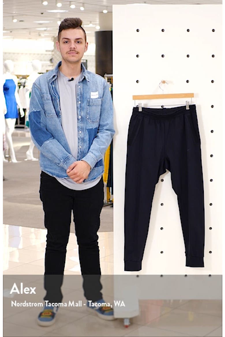 Sportswear Tech Pack Pants video