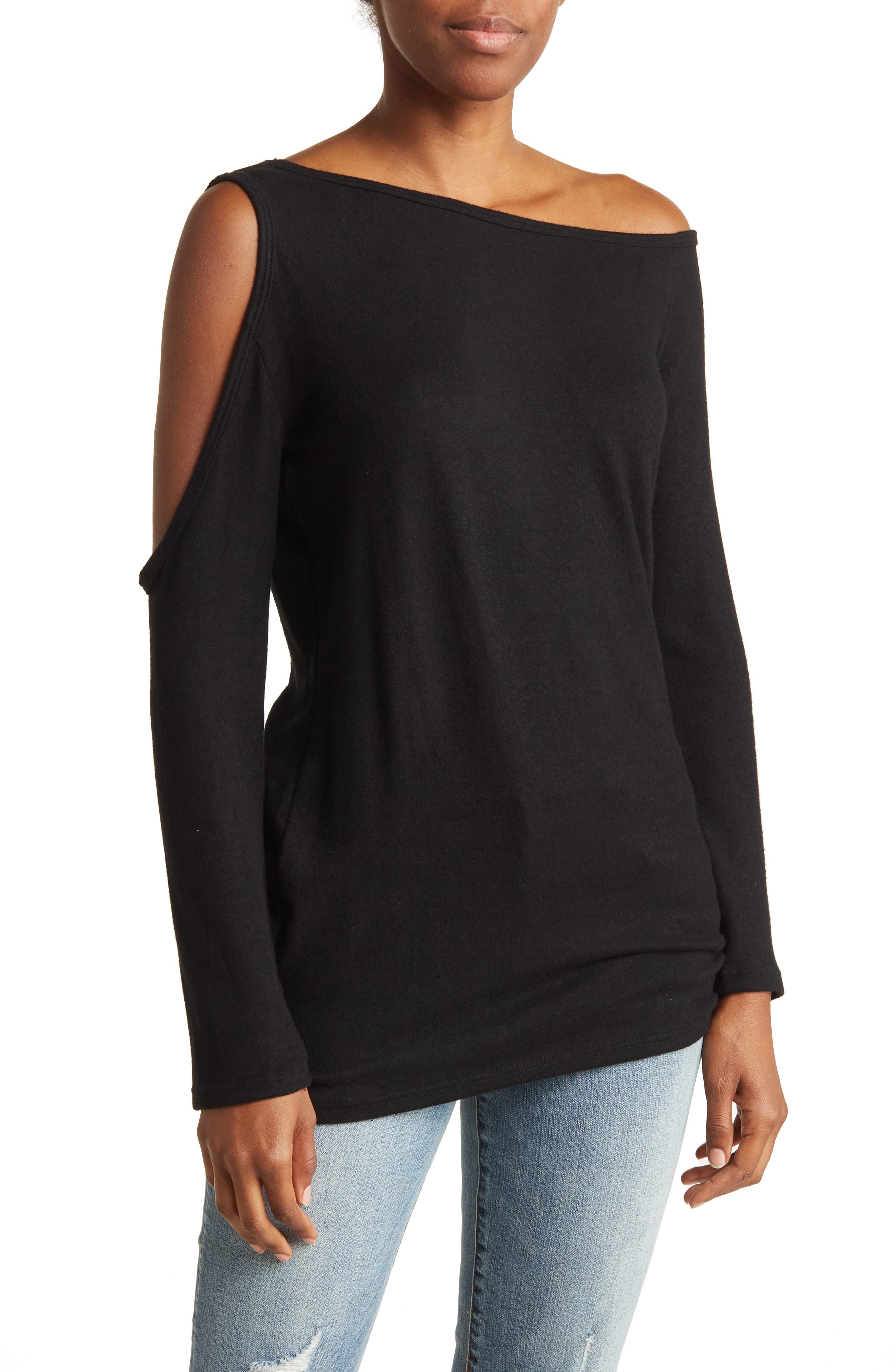 GO COUTURE Cold Shoulder Top