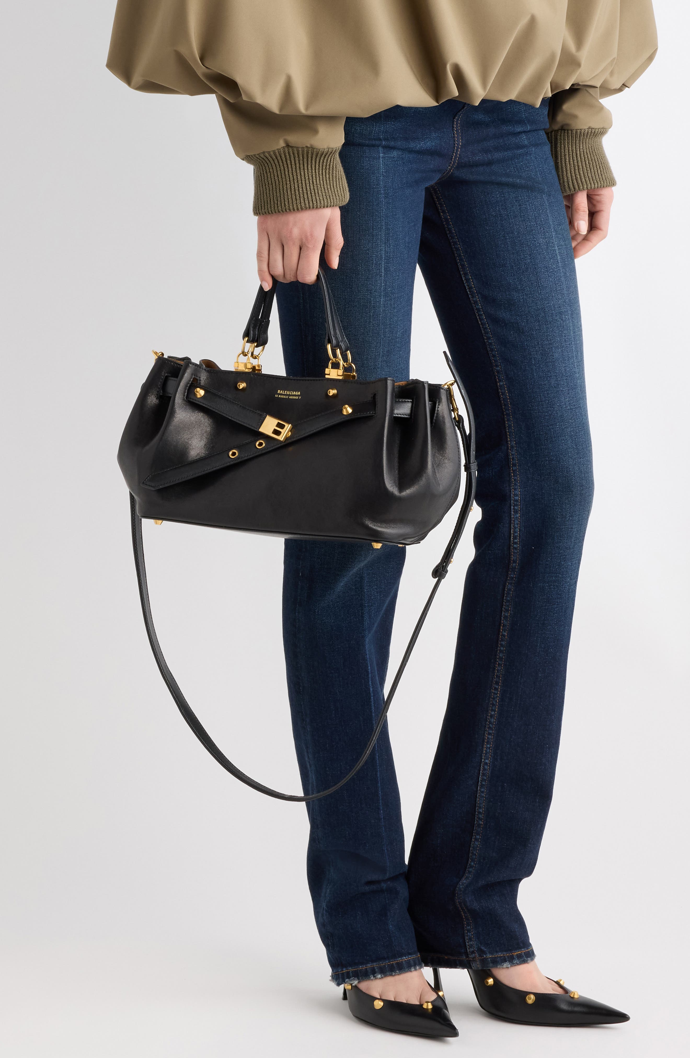 Small Fan Leather Carryall, Alternate, color, 1000 BLACK