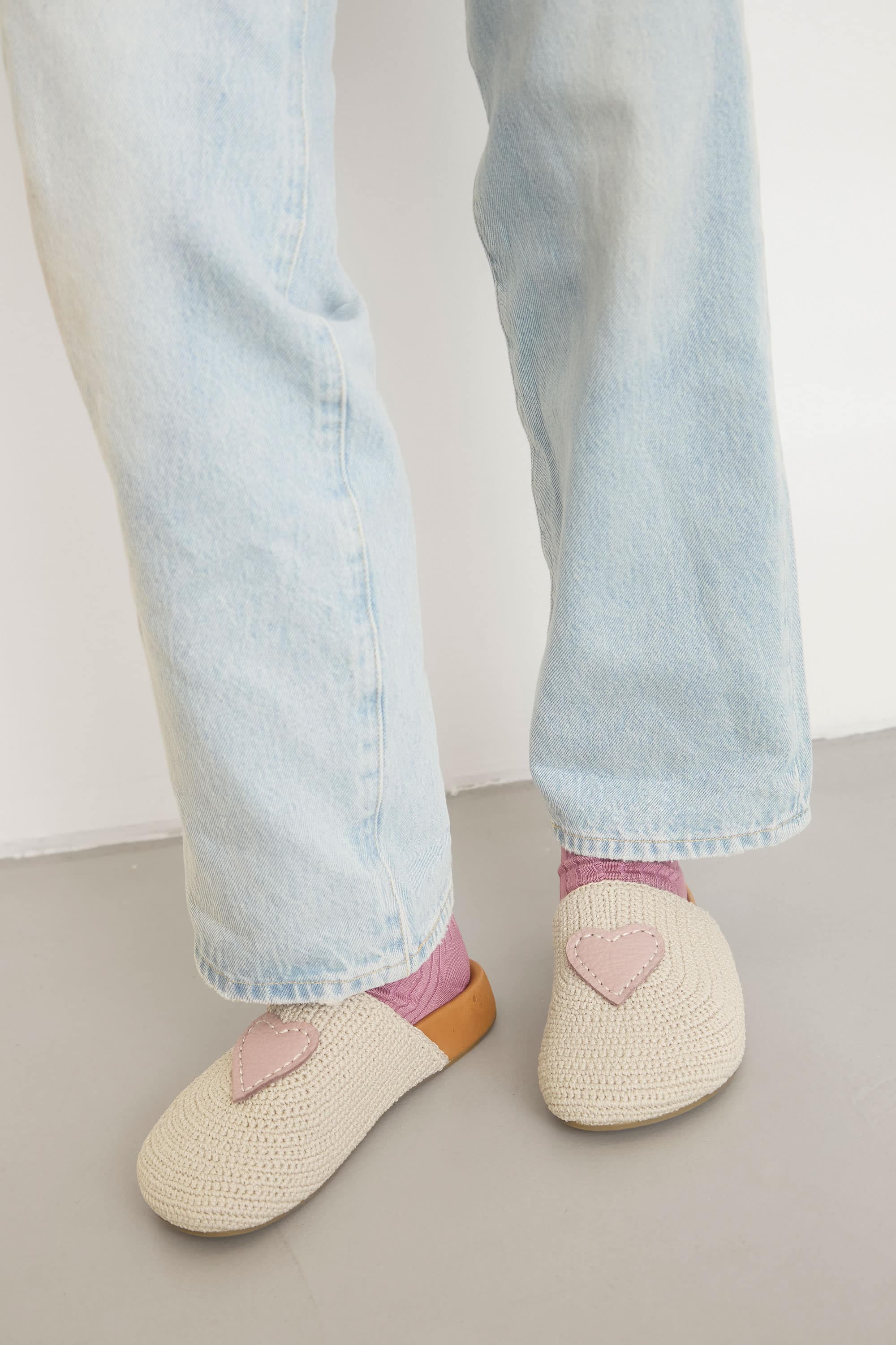 Bolinas Crochet Clog Shoe, Alternate, color, Ecru Rosewood Heart