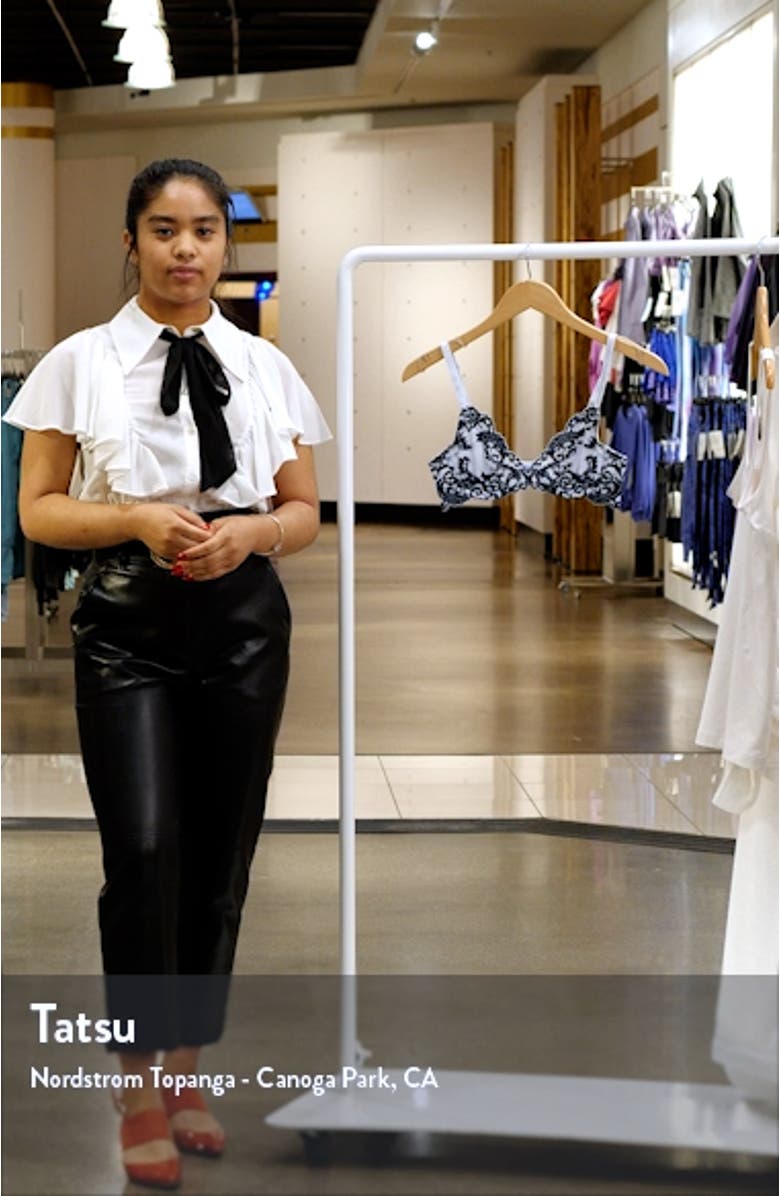 Instant Icon Underwire Bra, sales video thumbnail