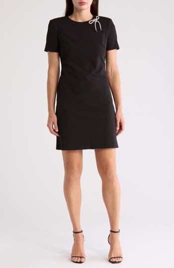 Eliza J Rhinestone Bow Short Sleeve Sheath Dress In Black
