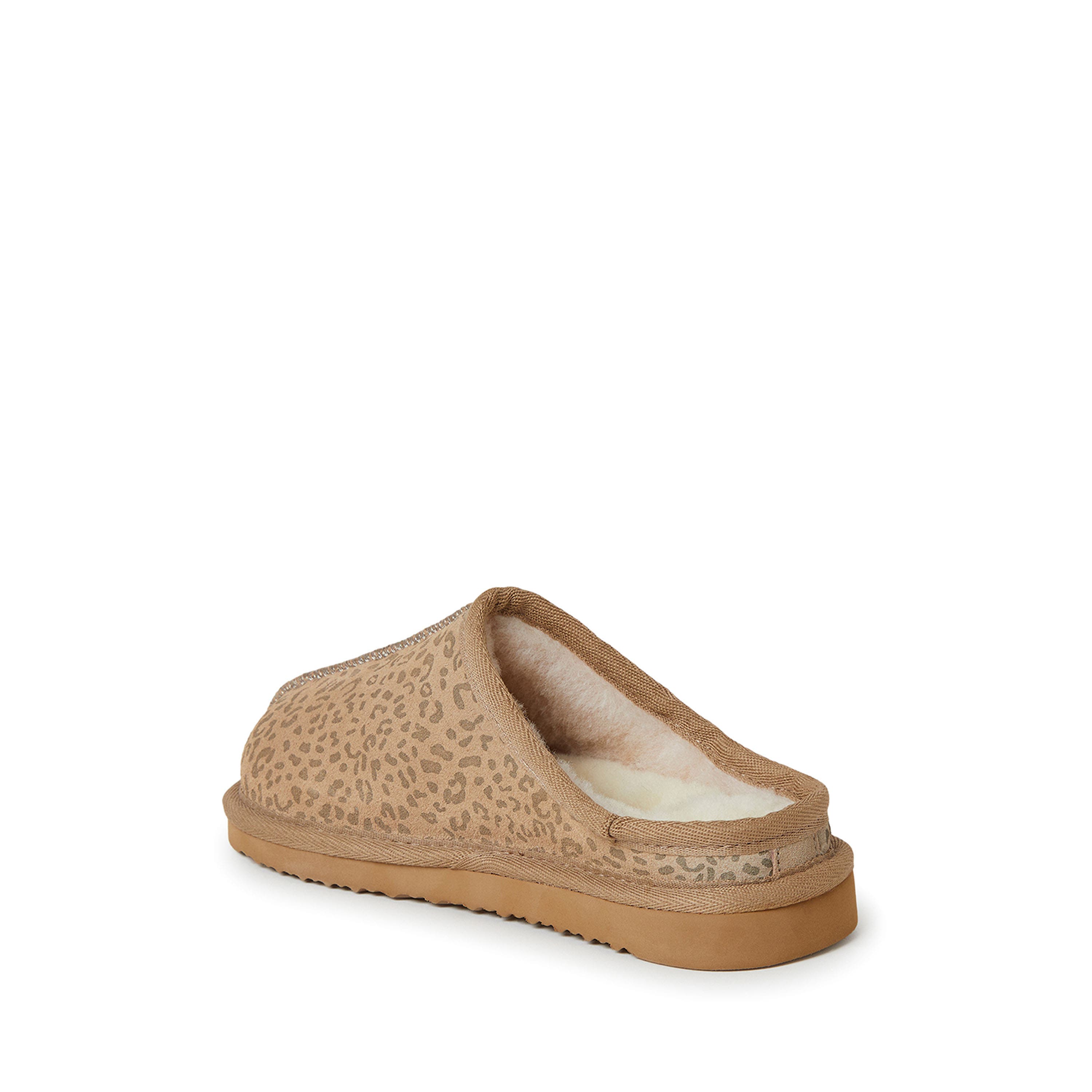 DEARFOAMS Kids' Fireside Dempsey Genuine Shearling Clog Slipper, Alternate, color, Leopard