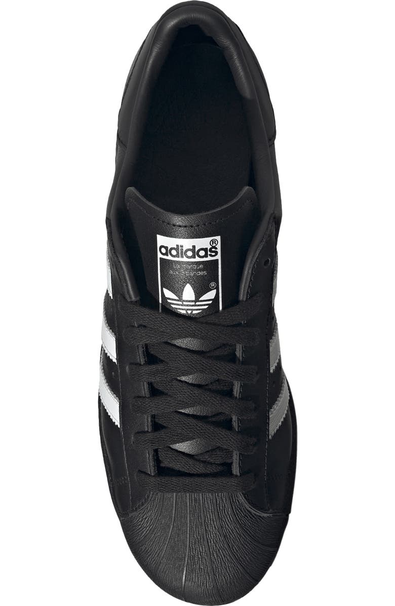 adidas Superstar
82 Low Top Sneaker, Alternate, color,