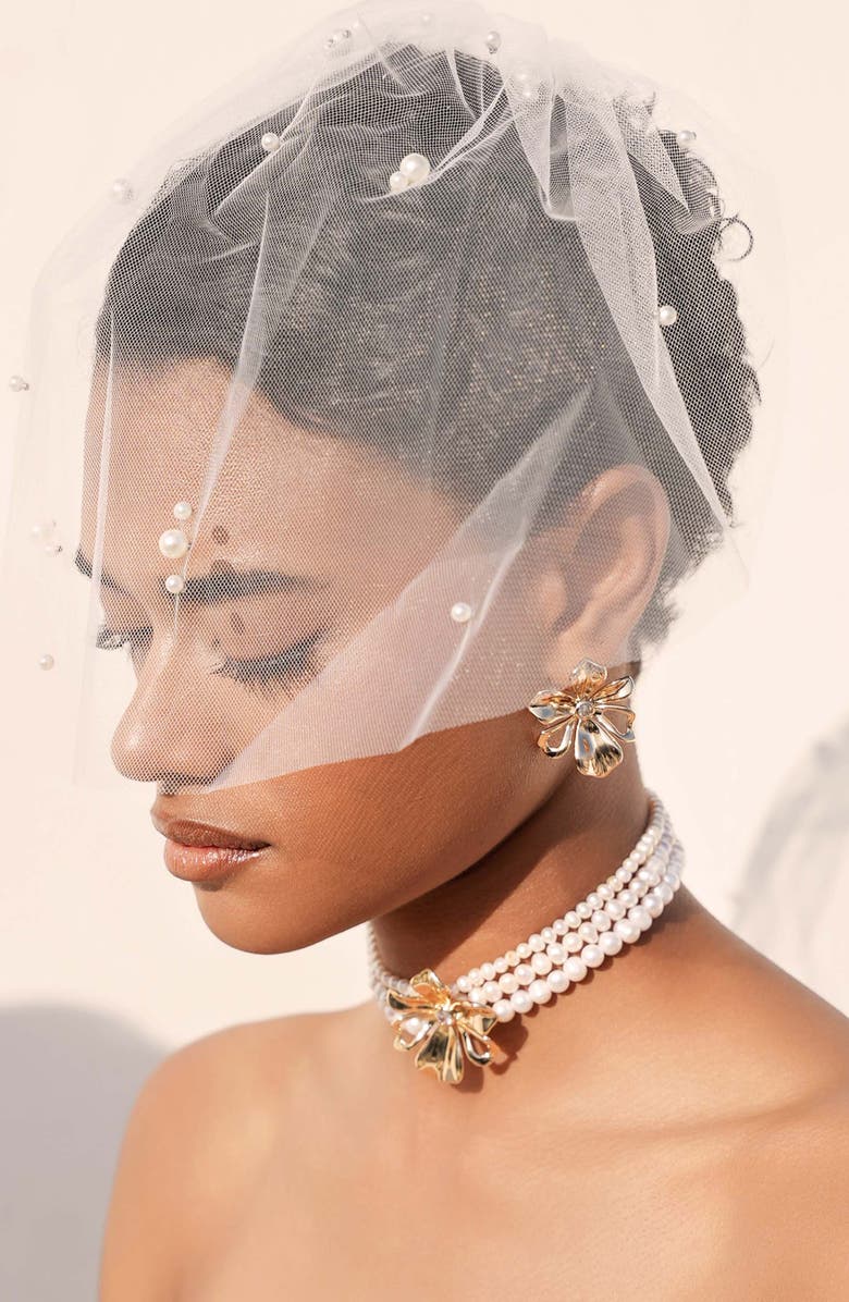 Ettika Petals Stud Earrings, Alternate, color, Gold