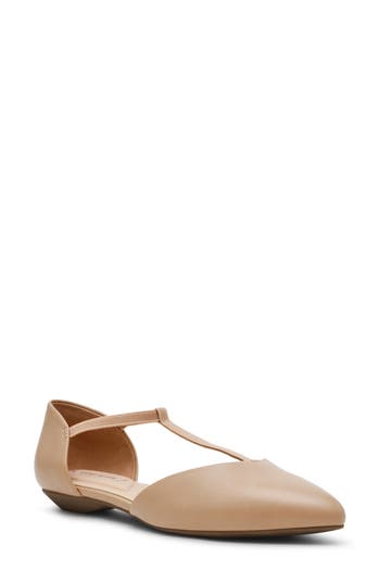 Anne Klein Okorie T-strap Flat In Biscotti Nappa