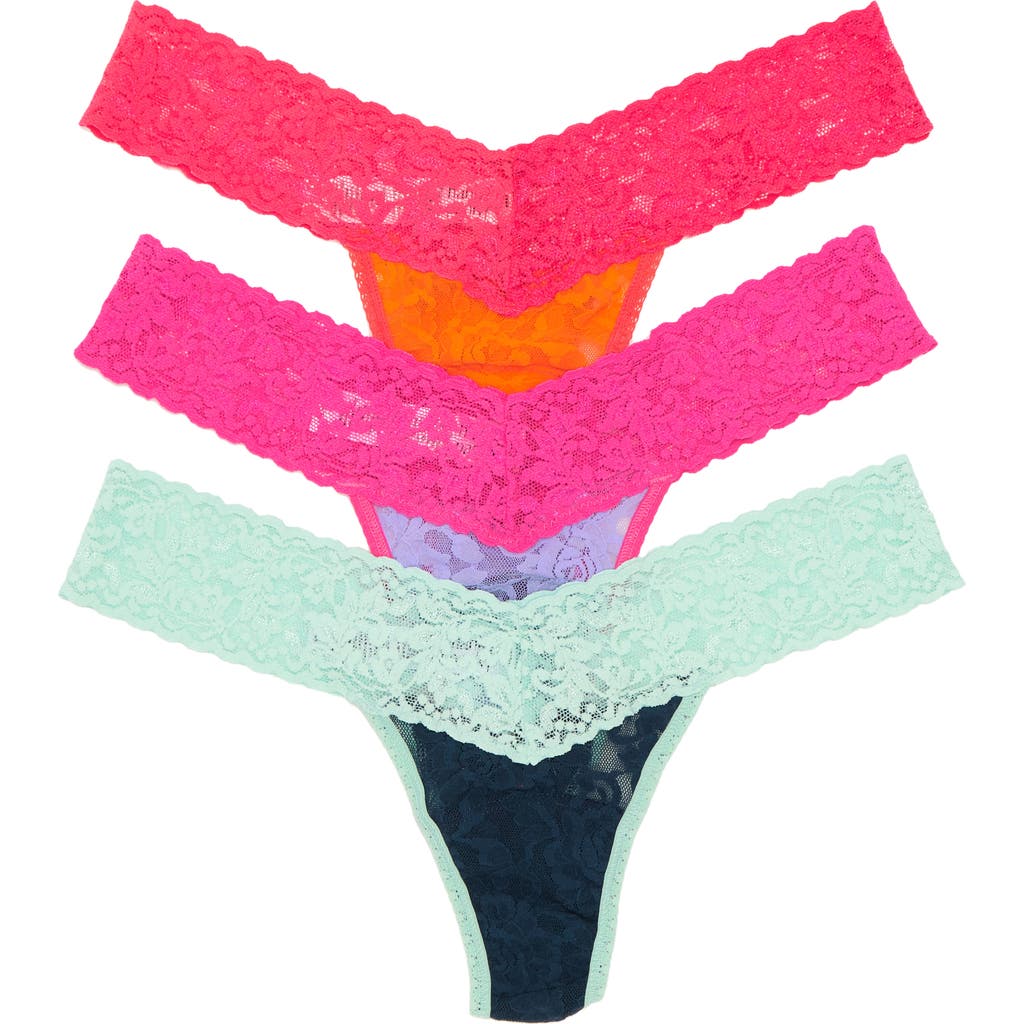 Hanky Panky Low Rise Lace Thong In Multi