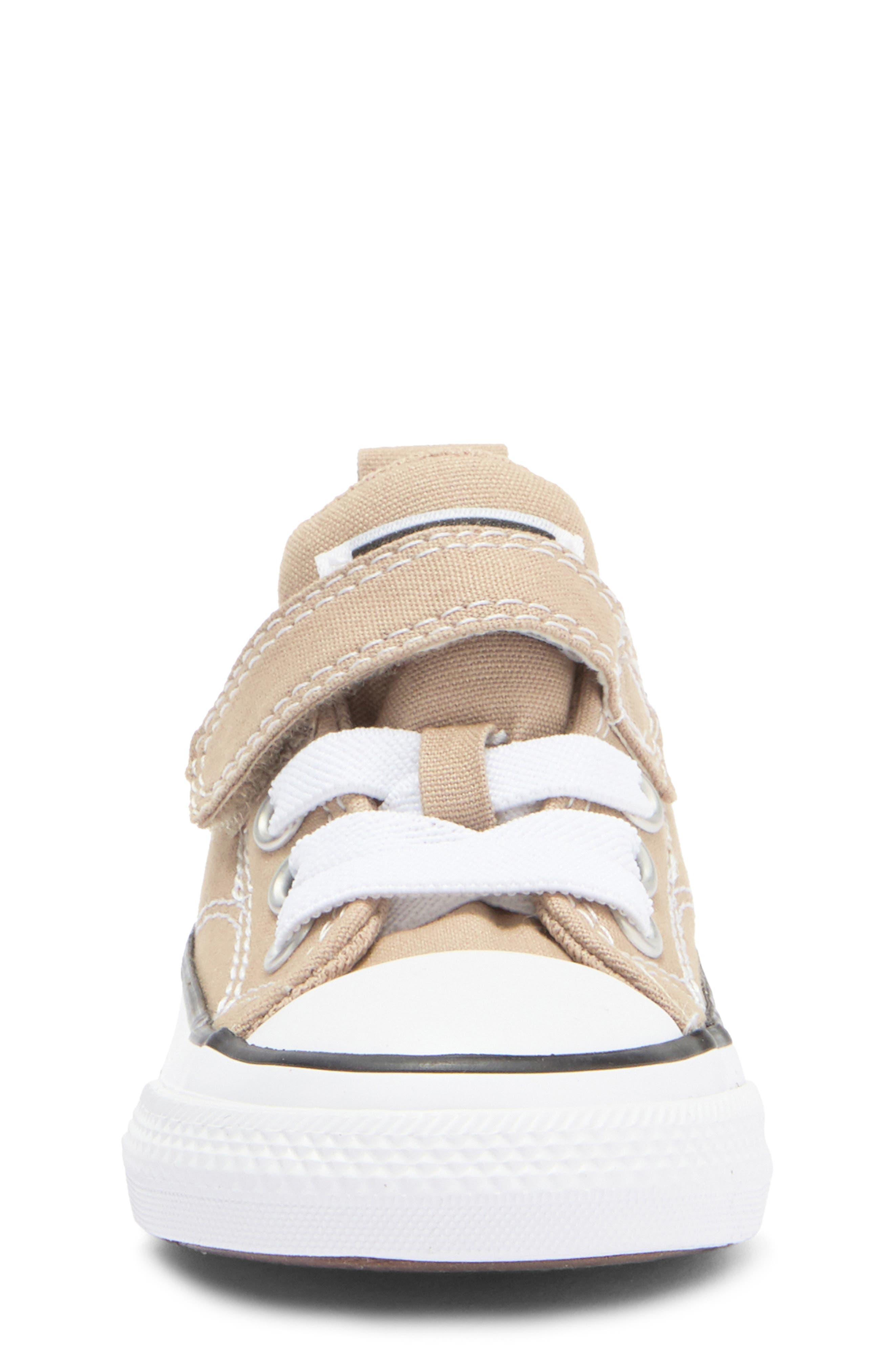 Converse Kids' Chuck Taylor All Star Malden Street 1V OX Canvas Low Top Sneaker, Alternate, color, Vintage Cargo