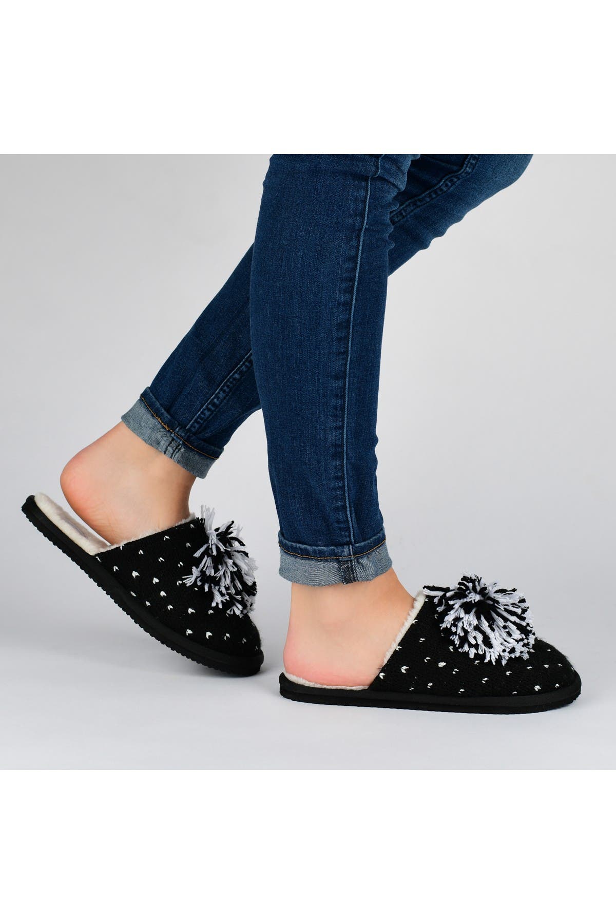 Journee Collection JOURNEE Stardust Pompom Slipper, Alternate, color, Black