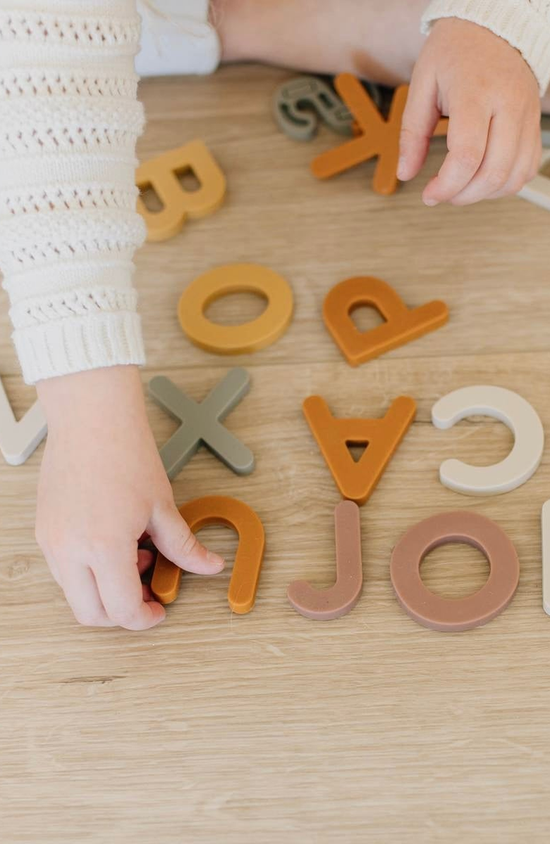 BROOKLYN NEUTRAL Alphabet Magnet Set, Alternate, color, Neutral