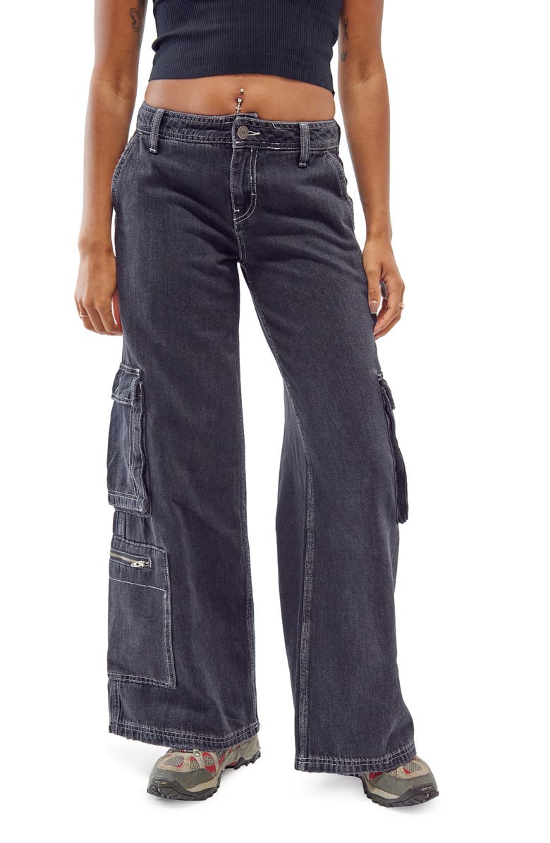 BDG Urban Outfitters Low Rise Puddle Cargo Jeans, Main, color, 
