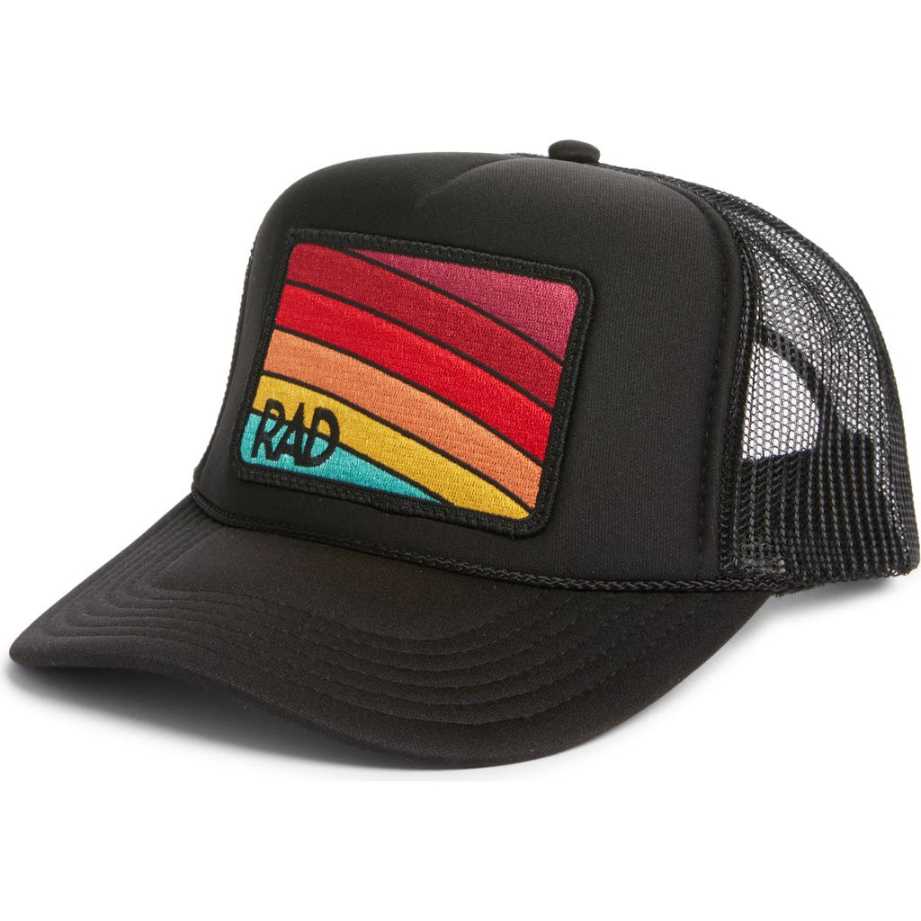 Friday Feelin ' Rad Rainbow Patch Trucker Hat In Black