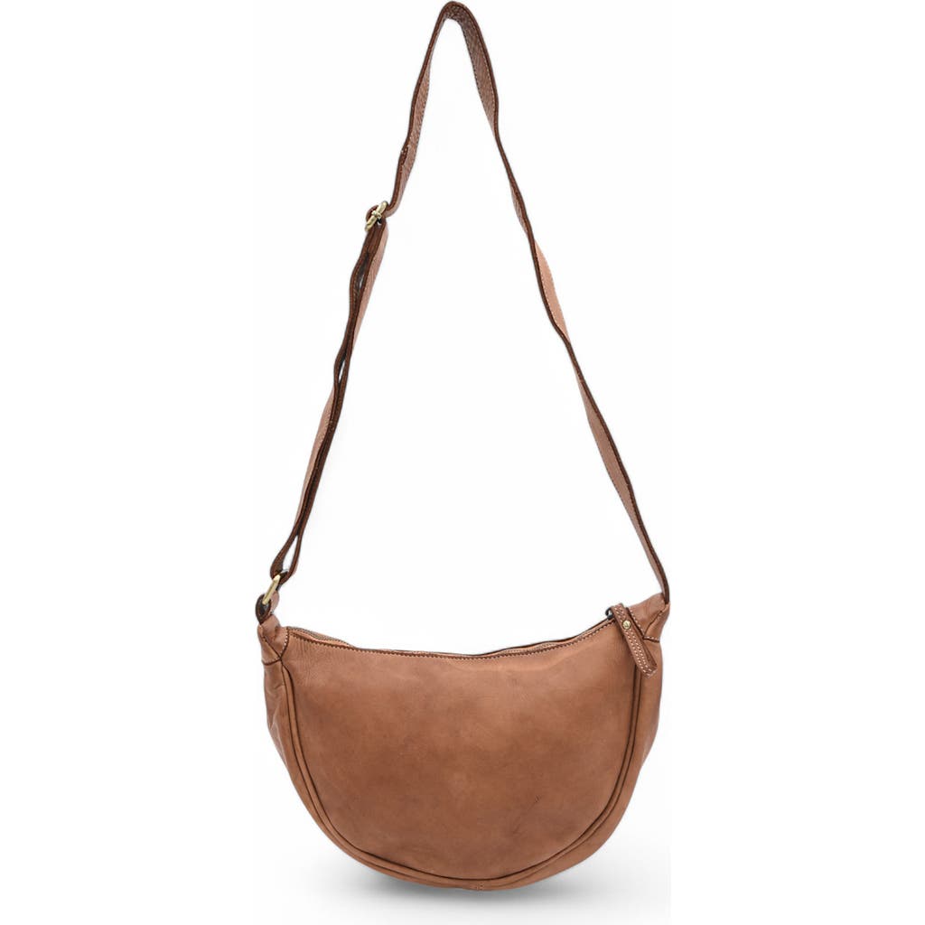 Bolsa Nova Hug Hobo In Cognac