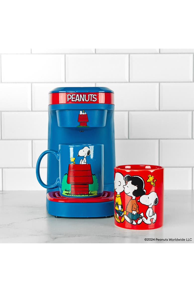 Peanuts Single Cup Coffee Maker Gift Set with 2 Mugs, Main, color, None